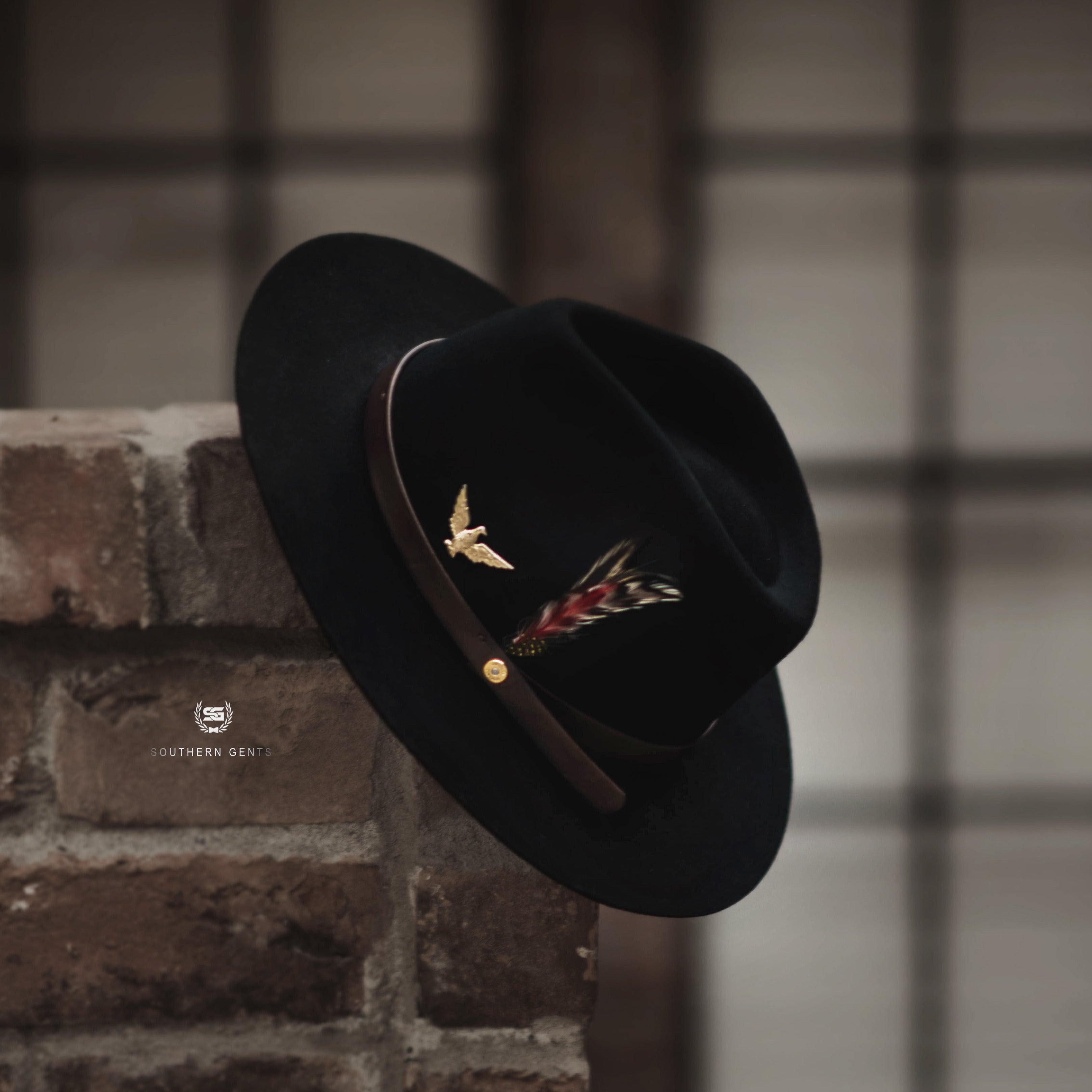 Dapper Men's Felt Fedora - Image 5