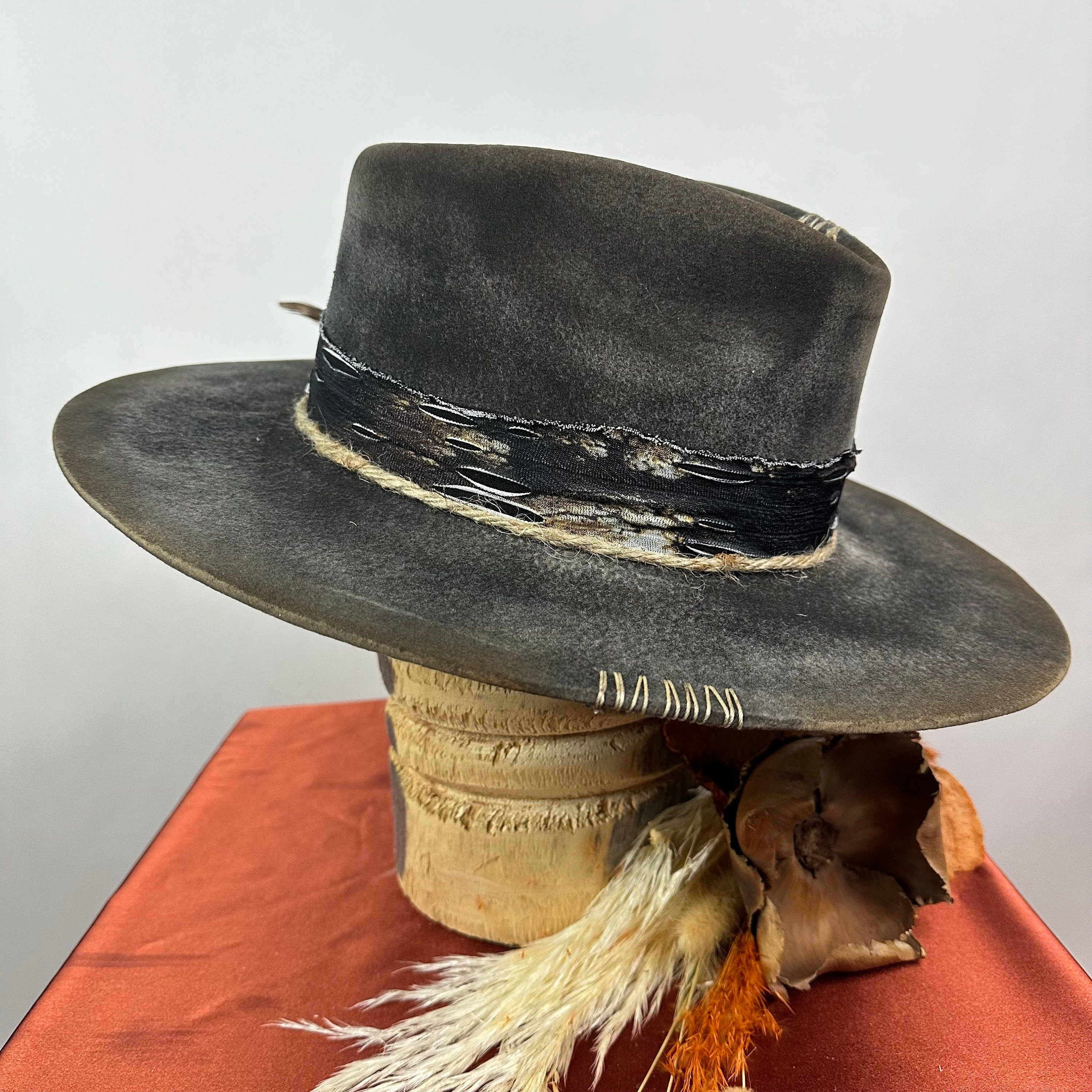 Vintage Voyage Felt Fedora - Image 10